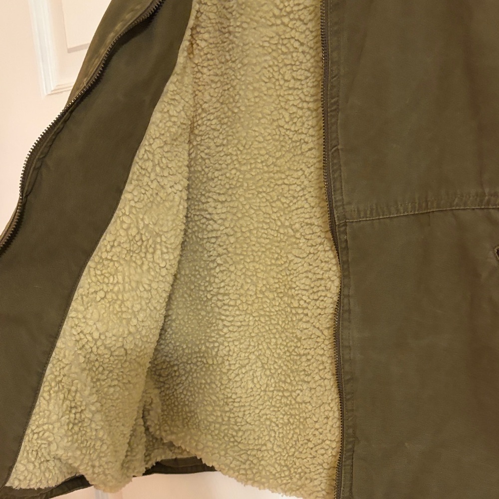 Wrangler Hero Olive Green Vest with Brown Corduroy Trim and Sherpa Lining - Picture 4 of 5